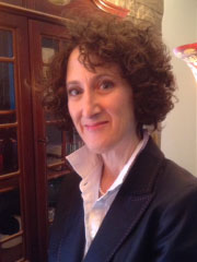 Photo of attorney Lynn Raccio